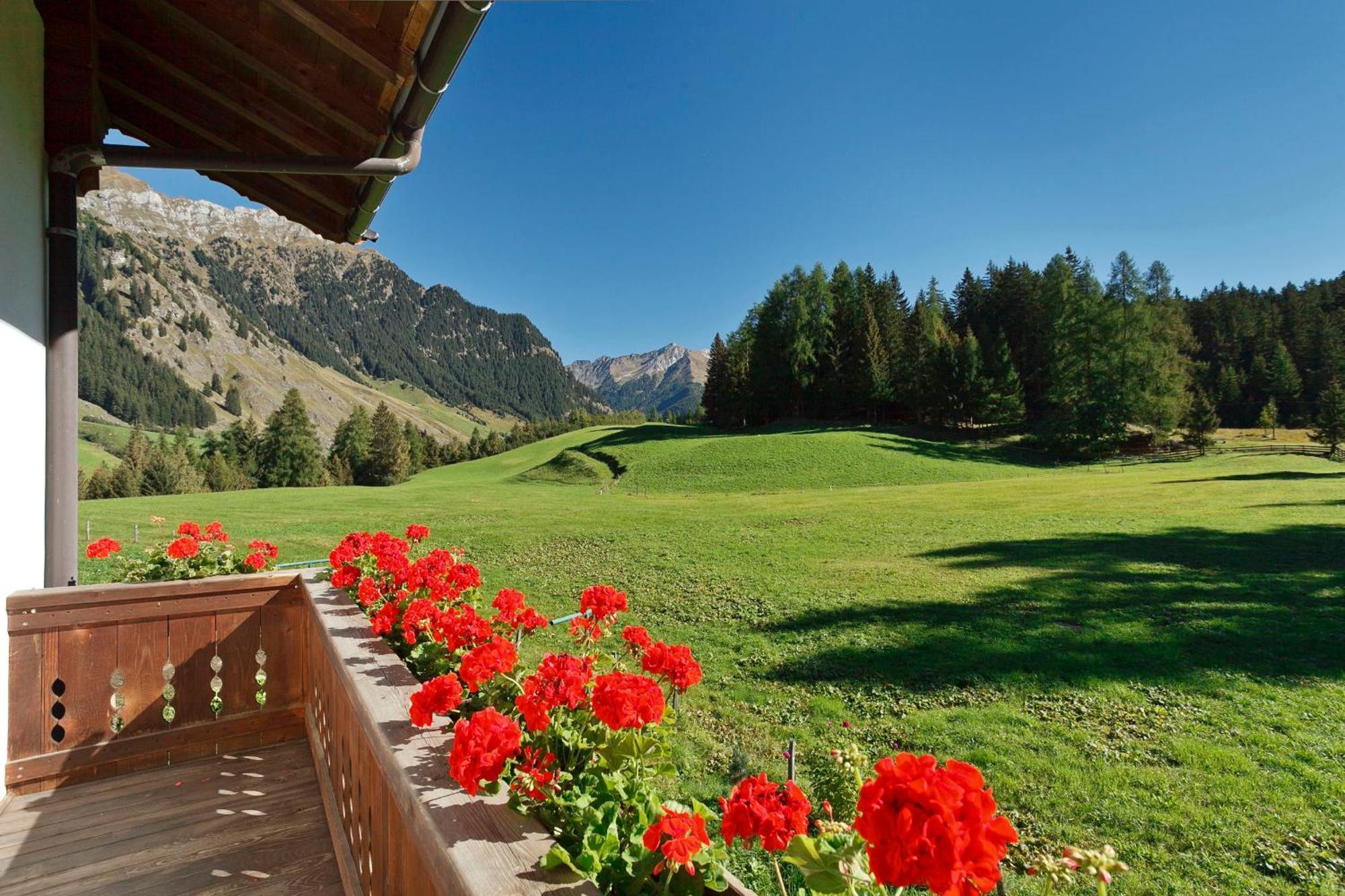 Gasthof Pension Innerhutt Pfelders Exterior foto